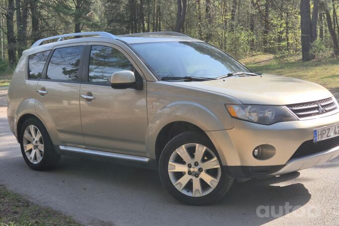 Mitsubishi Outlander 2 generation