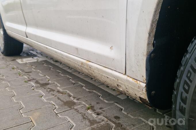 Volkswagen Caddy 3 generation [restyling] Cross minivan 4-doors