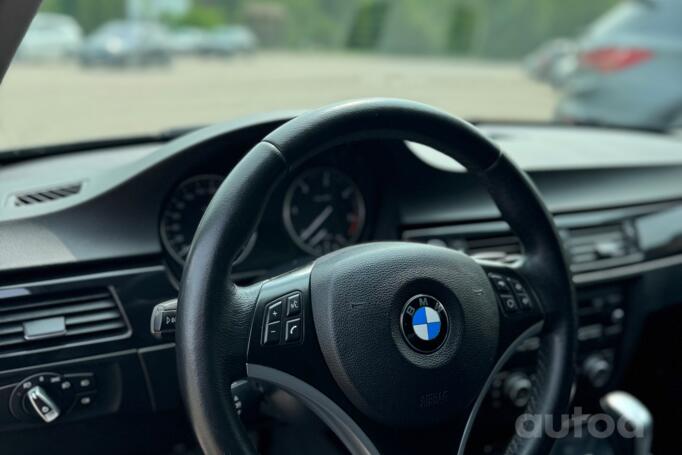 BMW 3 Series E90/E91/E92/E93 [restyling] Sedan