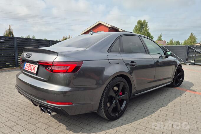 Audi S4 B9 Sedan