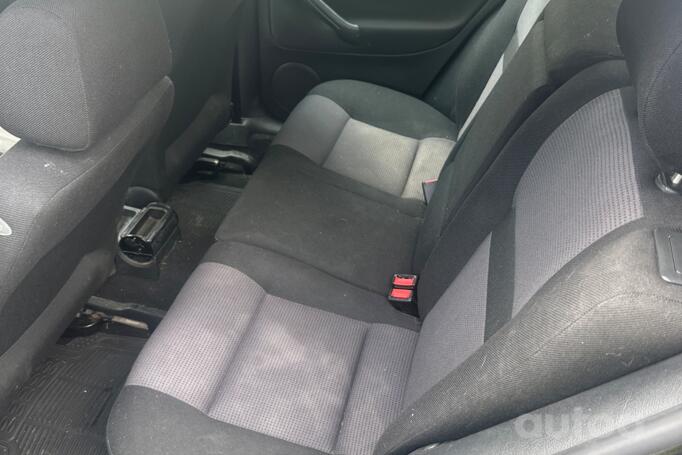 Volkswagen Golf 4 generation Hatchback 5-doors