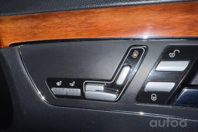 Mercedes-Benz S-Class W221 Sedan 4-doors