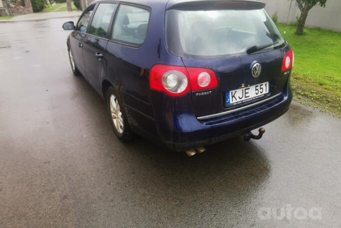 Volkswagen Passat B6 wagon 5-doors