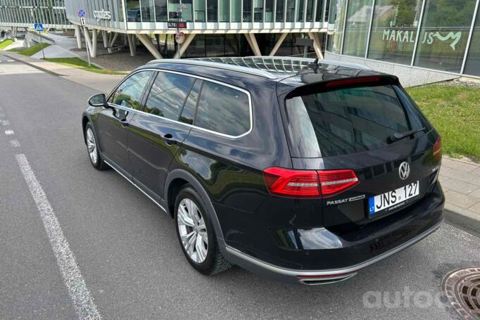 Volkswagen Passat B8 Alltrack wagon 5-doors