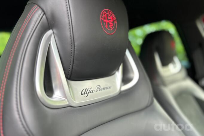 Alfa Romeo Giulietta 3 generation [restyling]