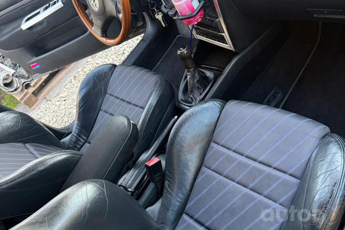 Volkswagen Golf GTI 4 generation