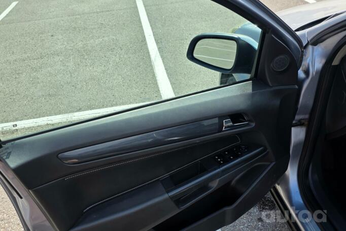 Opel Astra H Hatchback