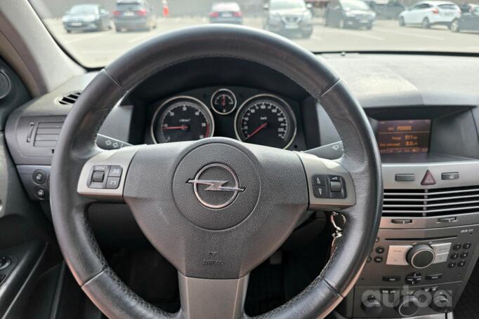Opel Astra H Hatchback