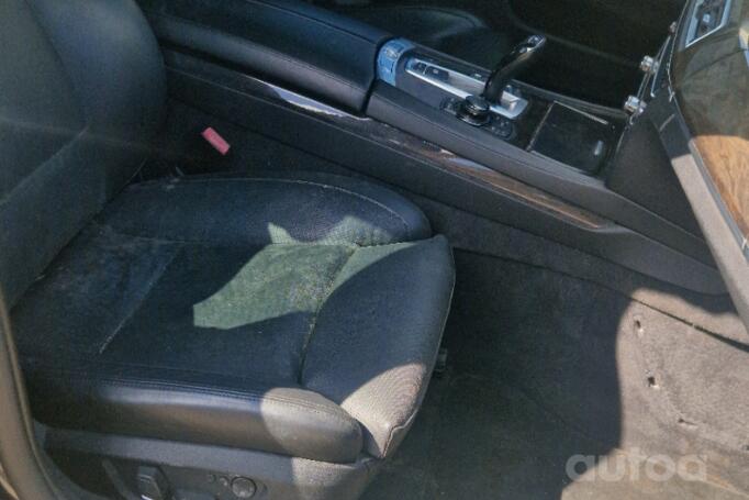 BMW 7 Series F01/F02 [restyling] Sedan