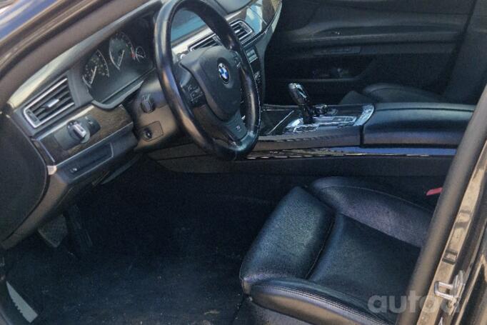BMW 7 Series F01/F02 [restyling] Sedan