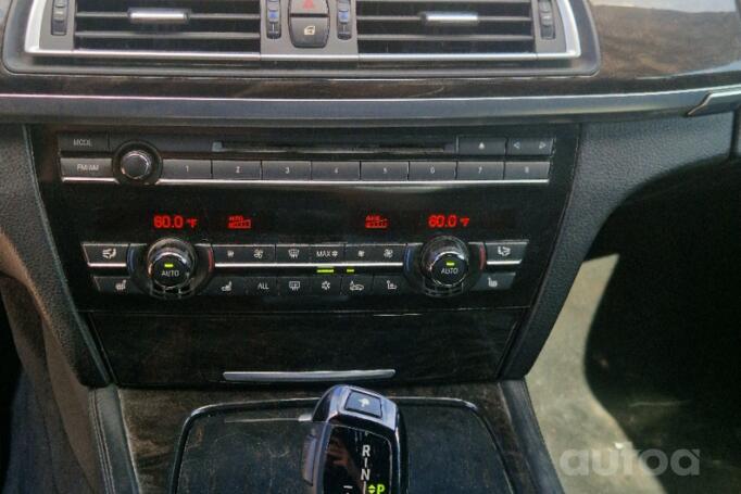 BMW 7 Series F01/F02 [restyling] Sedan