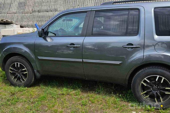 Honda Pilot 2 generation Crossover