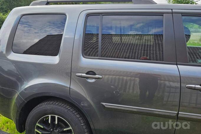 Honda Pilot 2 generation Crossover