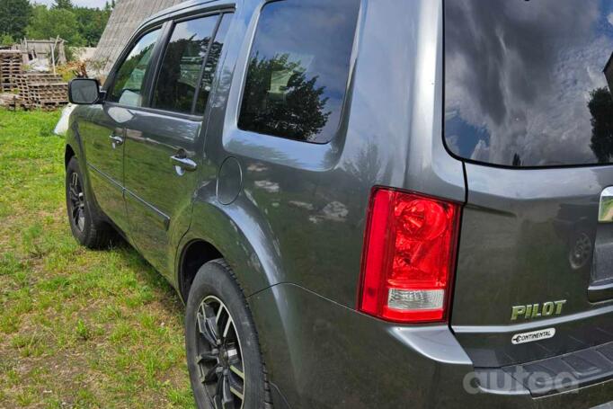 Honda Pilot 2 generation Crossover