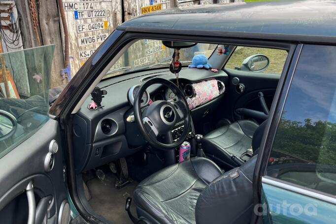 Mini One R50 [restyling] Hatchback