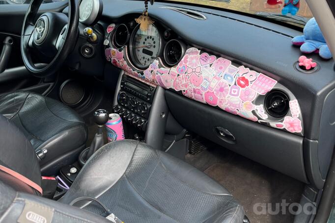 Mini One R50 [restyling] Hatchback