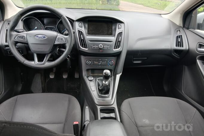Ford Focus 4 generation Hatchback