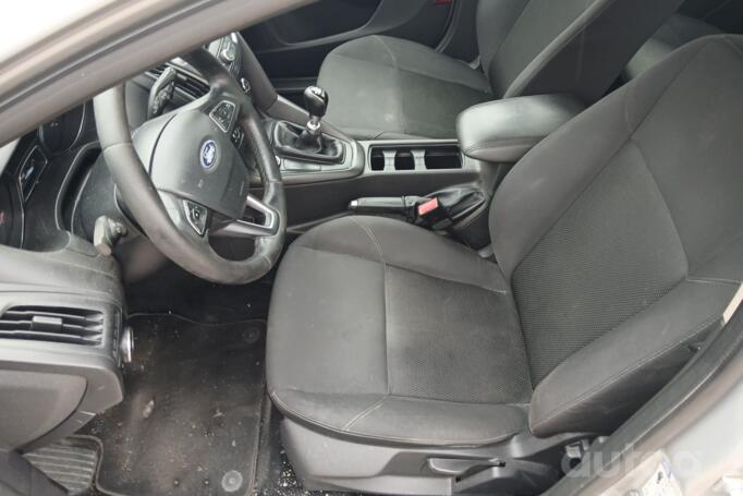 Ford Focus 4 generation Hatchback