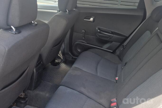 Kia Cee'd 1 generation [restyling] SW wagon