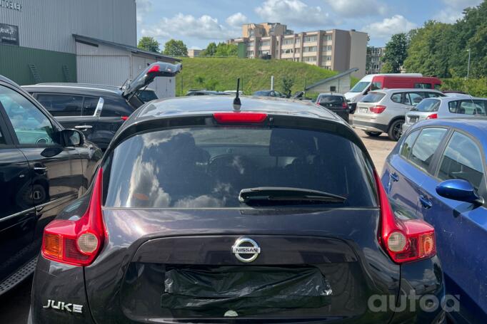 Nissan Juke YF15 Crossover 5-doors