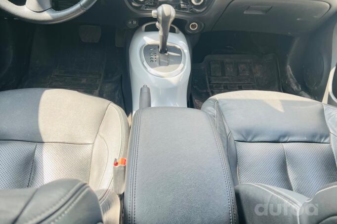 Nissan Juke YF15 Crossover 5-doors