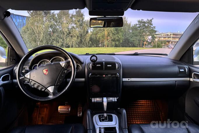 Porsche Cayenne 955 Crossover 5-doors