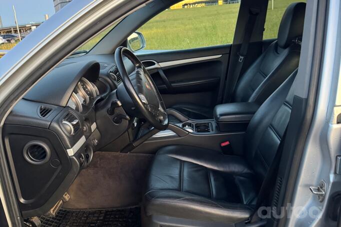 Porsche Cayenne 955 Crossover 5-doors