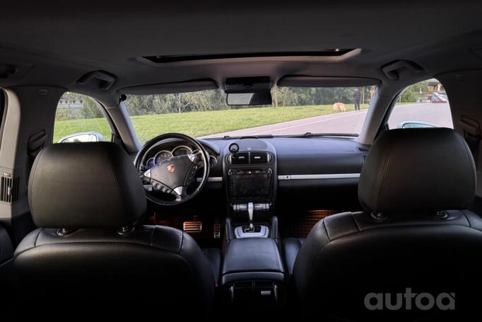 Porsche Cayenne 955 Crossover 5-doors