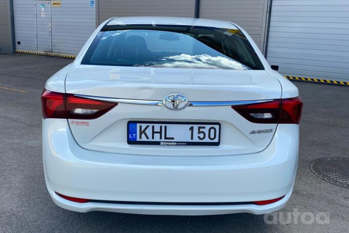 Toyota Avensis T27 II generation Sedan