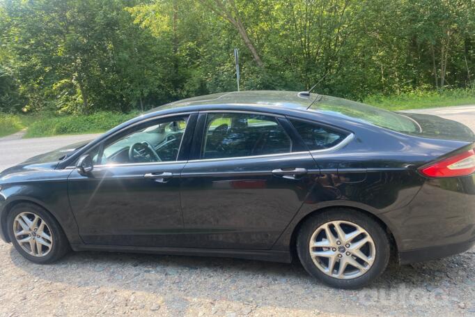 Ford Fusion (North America) 2 generation Sedan