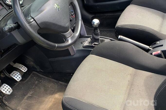 Peugeot 207 1 generation CC cabriolet