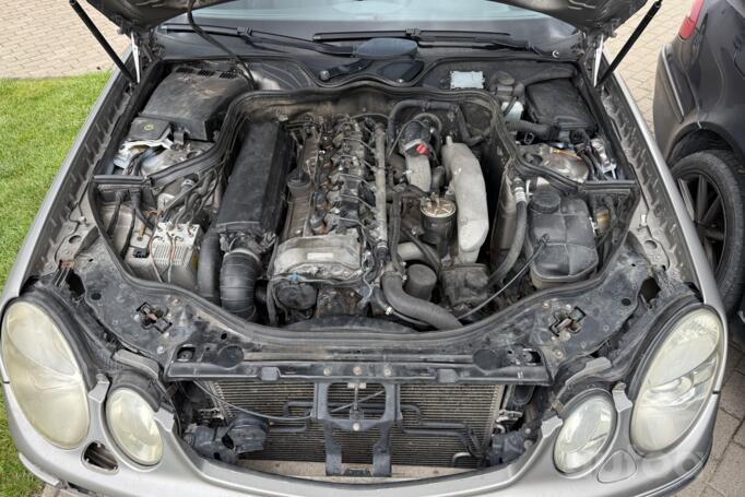 Mercedes-Benz E-Class W211 Sedan