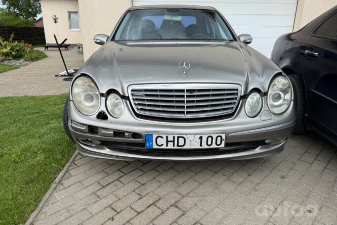 Mercedes-Benz E-Class W211 Sedan