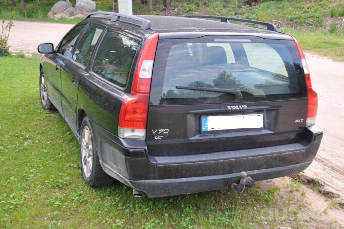 Volvo V70 2 generation [restyling] wagon 5-doors