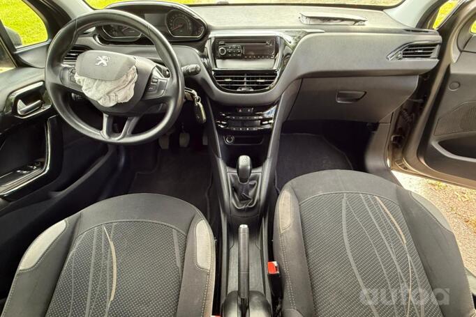 Peugeot 208 1 generation Hatchback 5-doors