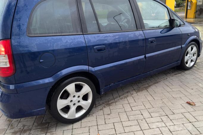 Opel Zafira A [restyling] Minivan 5-doors