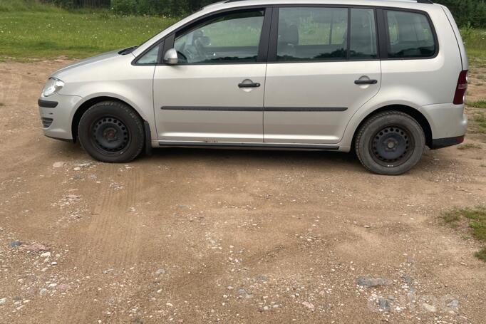 Volkswagen Touran 1 generation [restyling] Minivan 5-doors