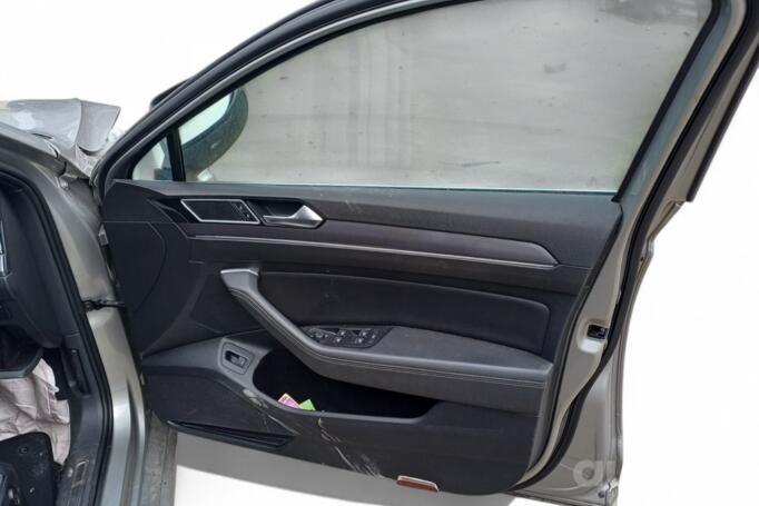 Volkswagen Passat B8 Variant wagon 5-doors
