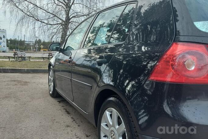Volkswagen Golf 5 generation Hatchback 5-doors