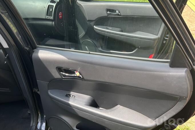 Hyundai i30 FD wagon 5-doors