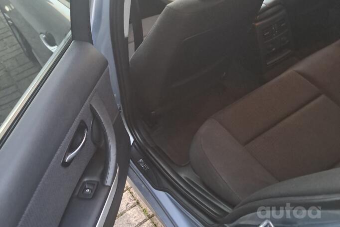 BMW 3 Series E90/E91/E92/E93 [restyling] Touring wagon