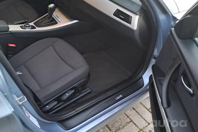 BMW 3 Series E90/E91/E92/E93 [restyling] Touring wagon