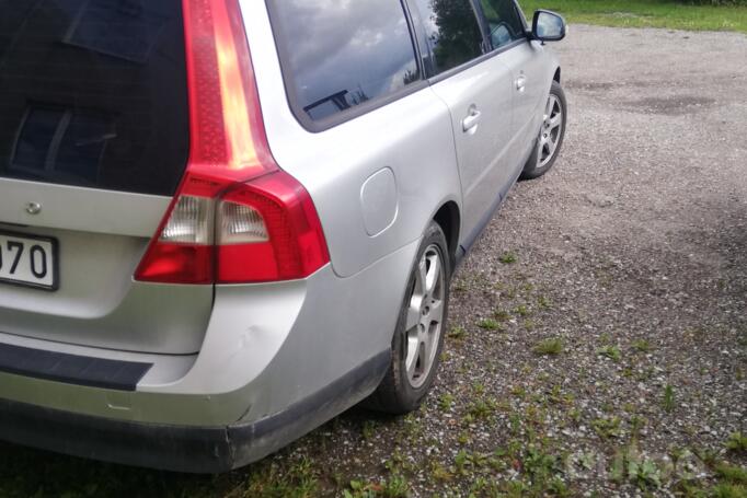 Volvo V70 3 generation wagon