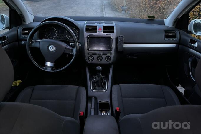 Volkswagen Golf 5 generation Hatchback 5-doors