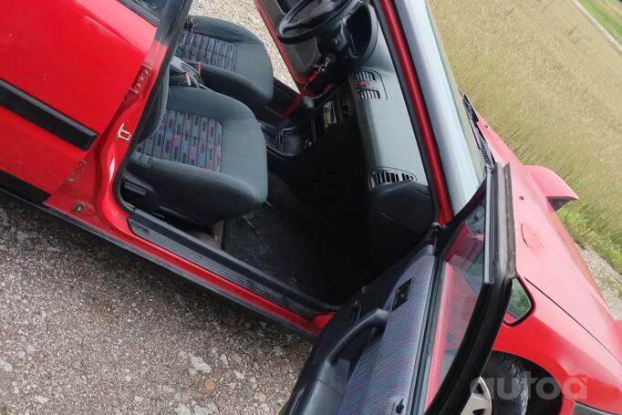 Mazda 323 BG Hatchback 5-doors