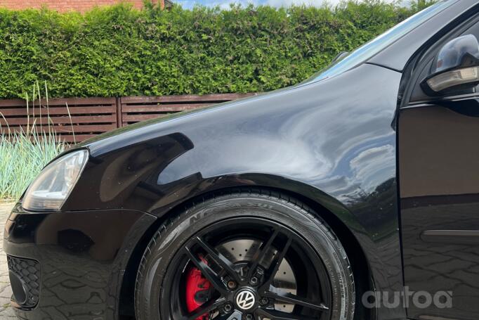 Volkswagen Golf GTI 5 generation