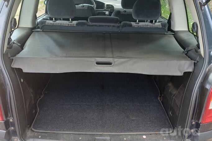 Opel Zafira A Minivan 5-doors