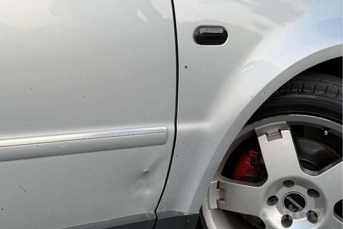Volkswagen Passat B5.5 [restyling] Sedan
