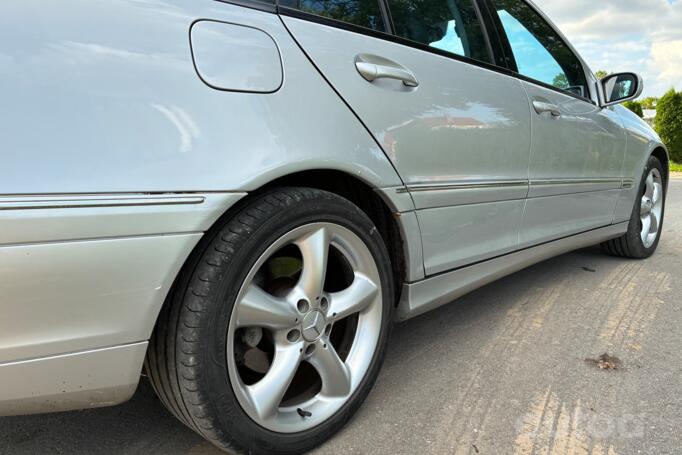 Mercedes-Benz C-Class W203/S203/CL203 wagon 5-doors