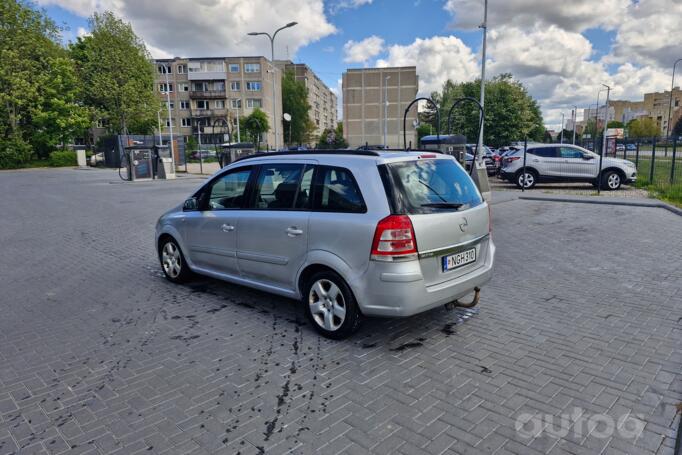 Opel Zafira B Minivan 5-doors